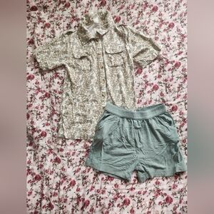 Kate Quinn Ditsy Short Set Size 6